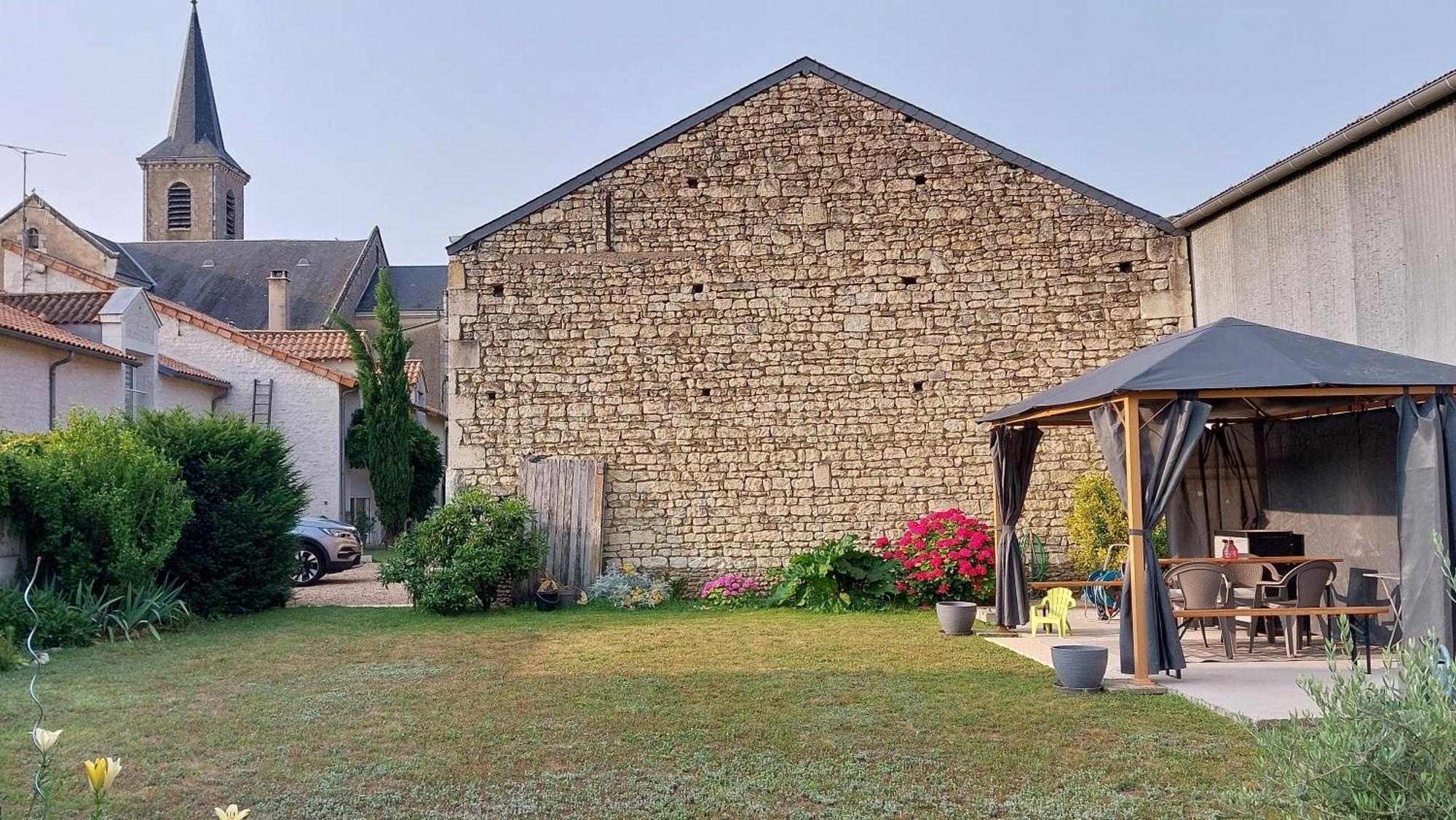 Gite Amanala Poitou Saint-Genest-d'Ambiere Экстерьер фото