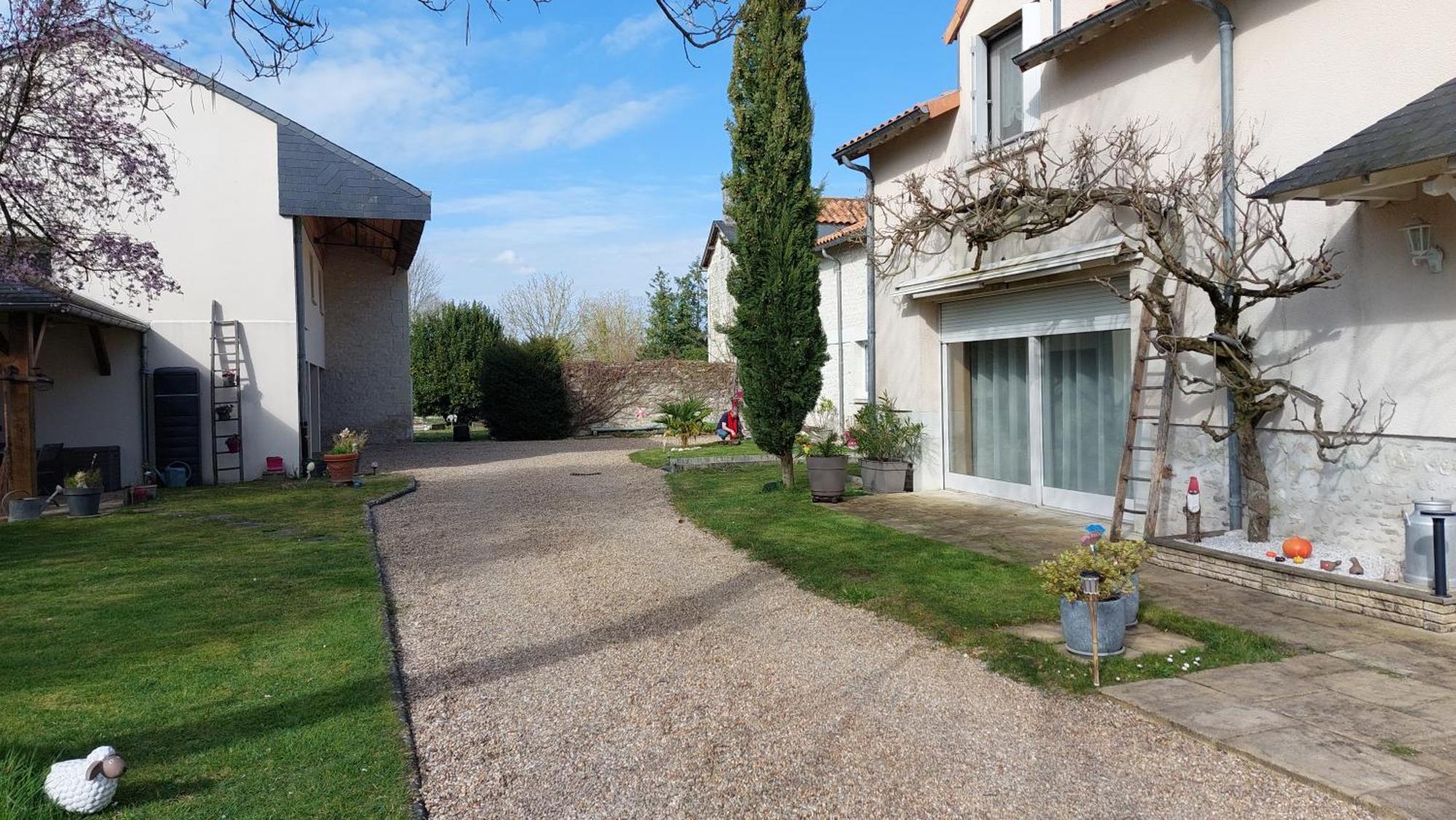 Gite Amanala Poitou Saint-Genest-d'Ambiere Экстерьер фото